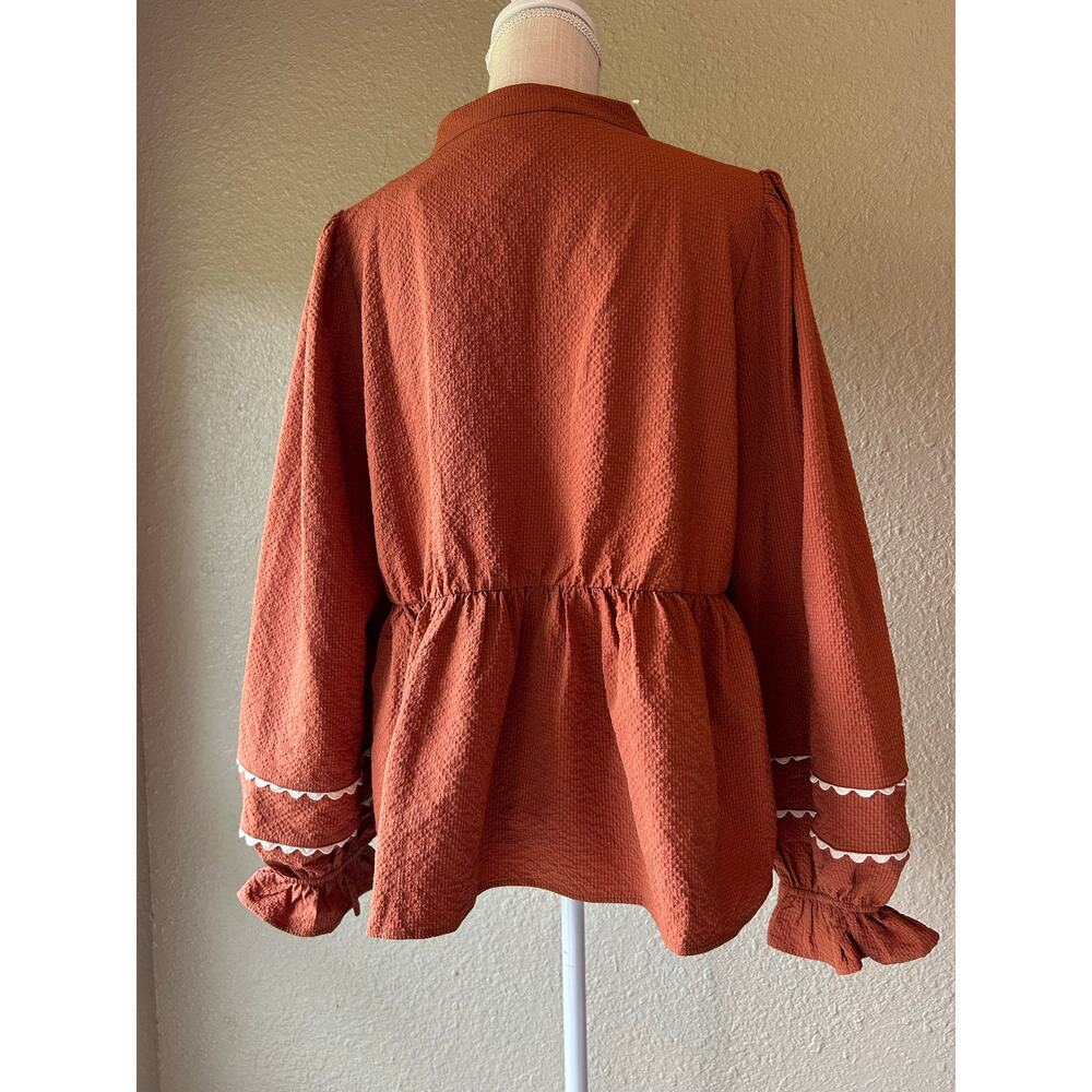 NWT Jodifl XL Rust Textured Peplum Blouse Scallop Trim Puff Sleeve Top - Picture 4 of 9